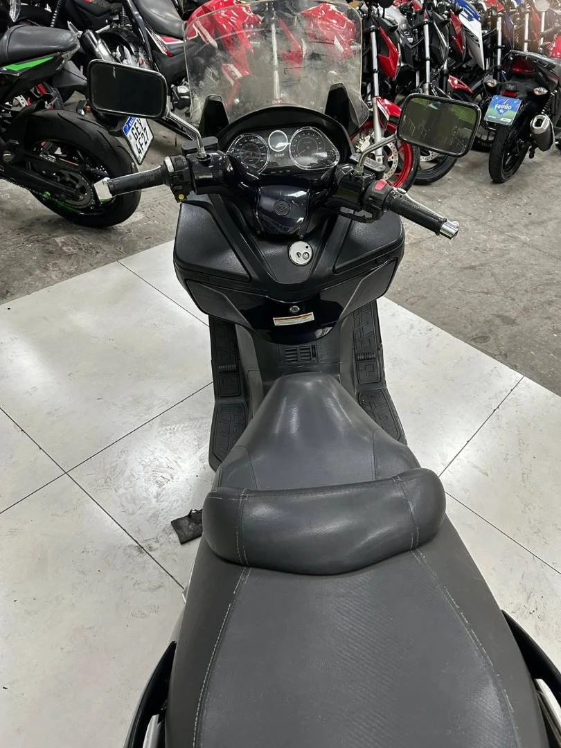DAFRA MAXSYM 400i