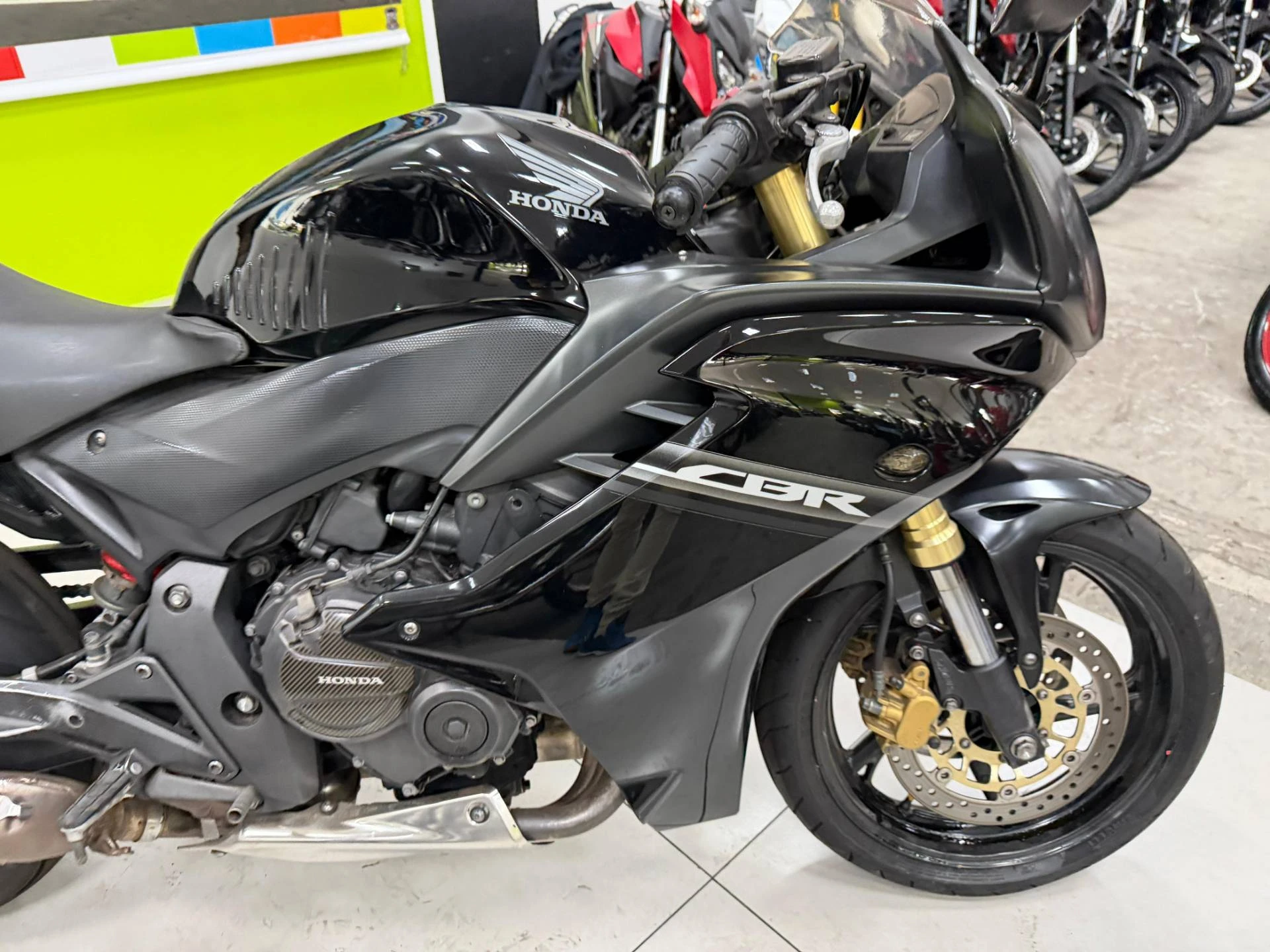 HONDA CBR 600F