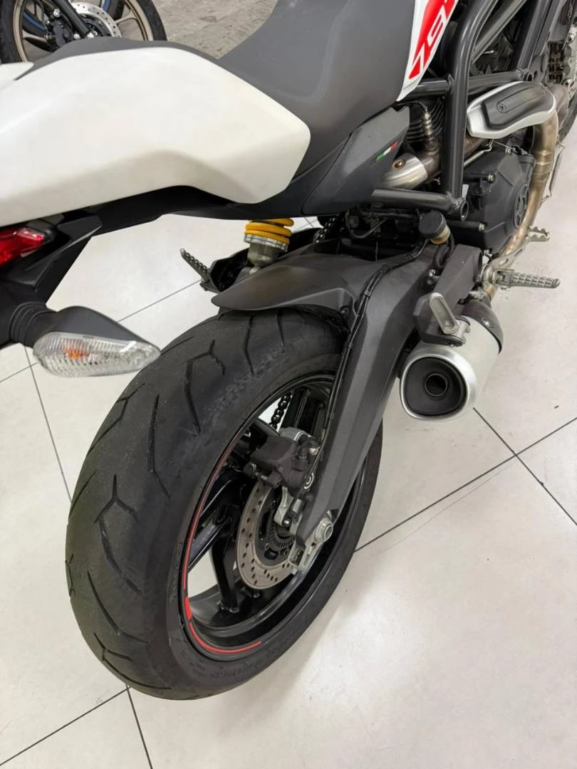 DUCATI MONSTER 797