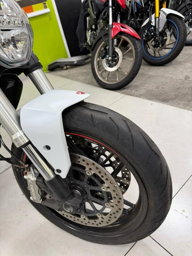 DUCATI MONSTER 797