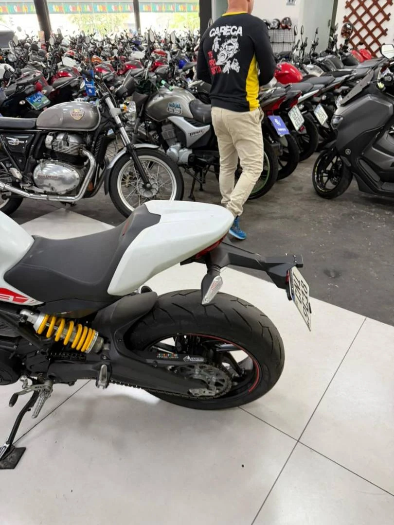 DUCATI MONSTER 797