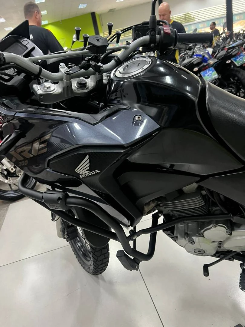 HONDA XRE 300 ABS