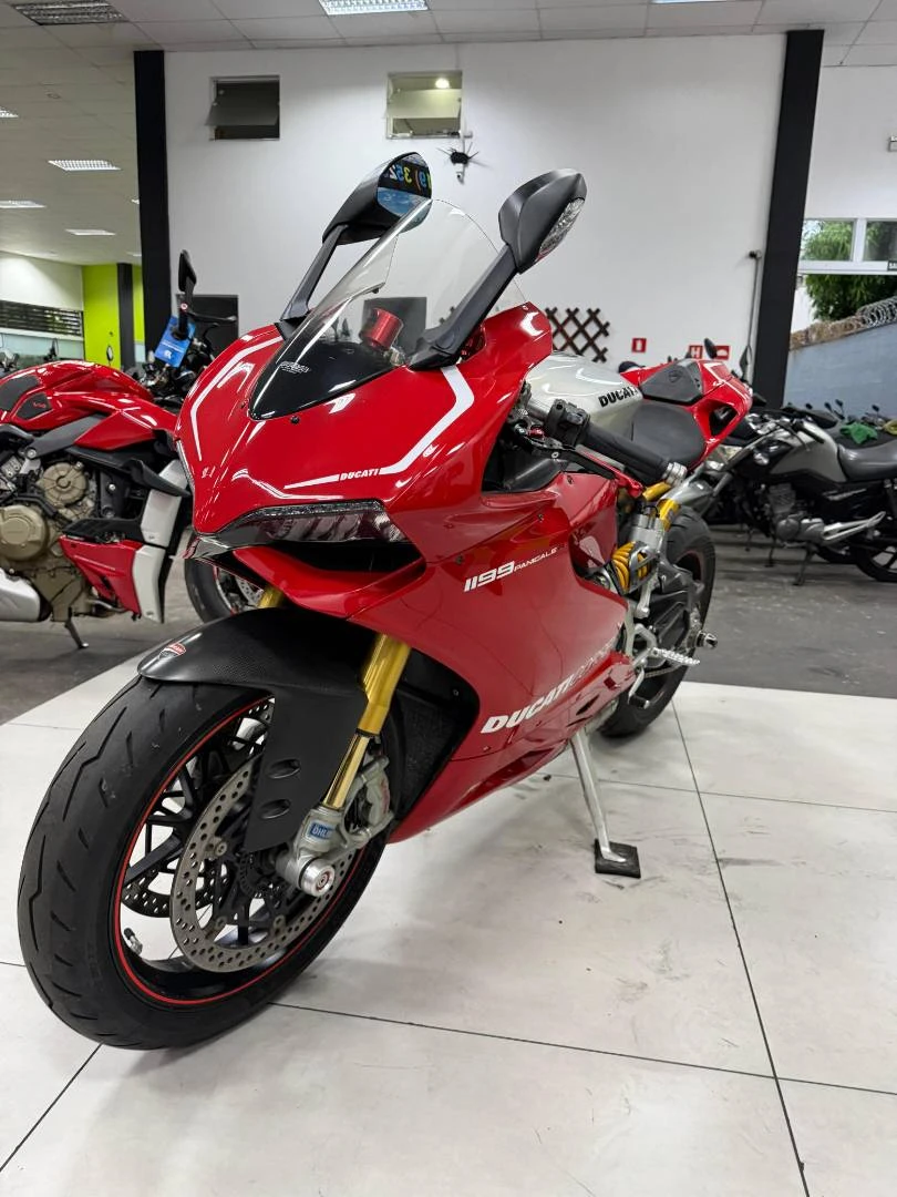 DUCATI SUPERBIKE 1199 PANIGALE