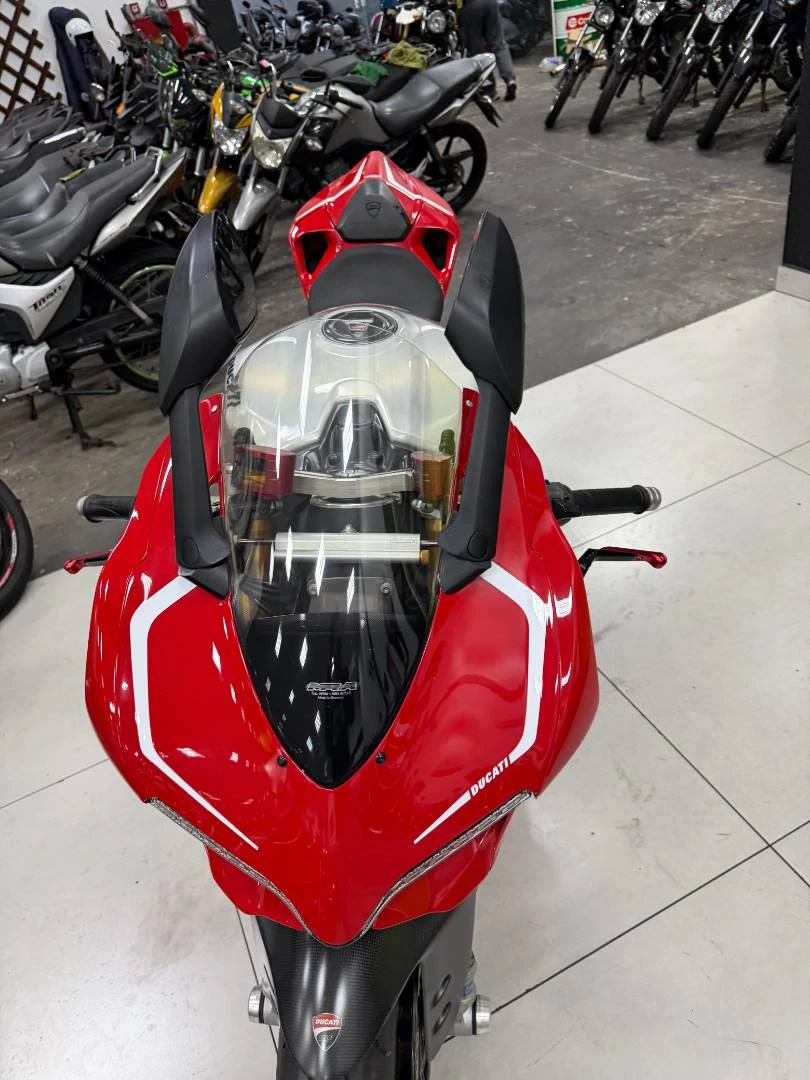 DUCATI SUPERBIKE 1199 PANIGALE