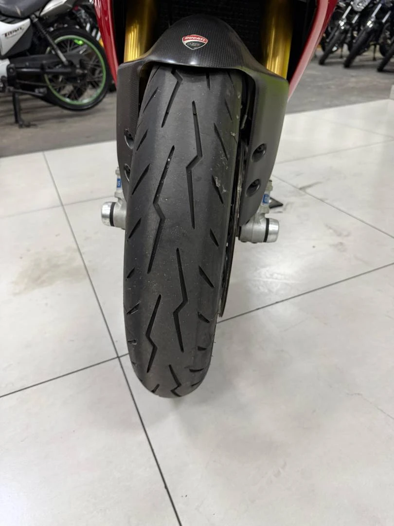 DUCATI SUPERBIKE 1199 PANIGALE