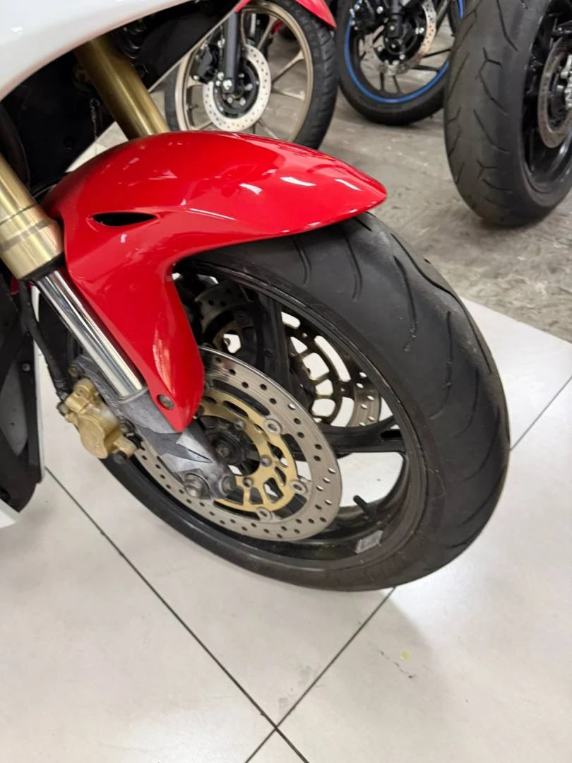 HONDA CBR 600F