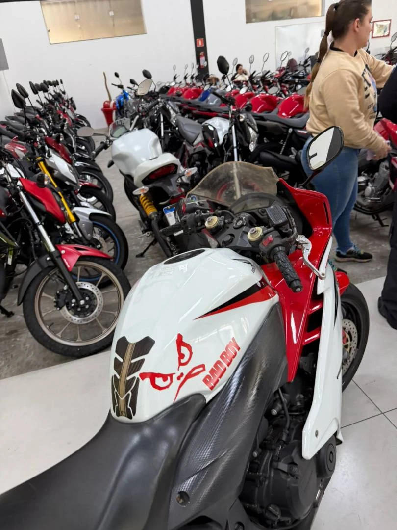 HONDA CBR 600F