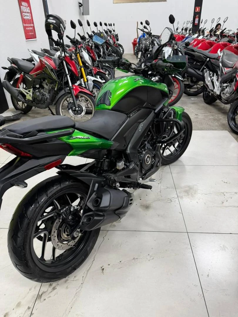 BAJAJ DOMINAR 400