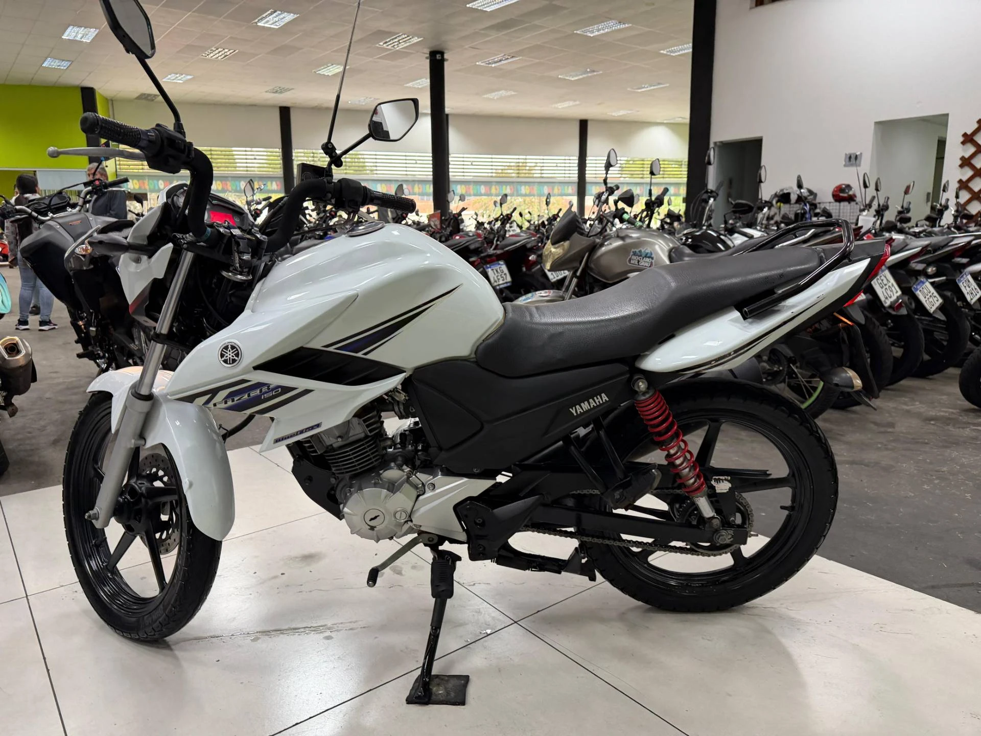YAMAHA FAZER YS 150 SED