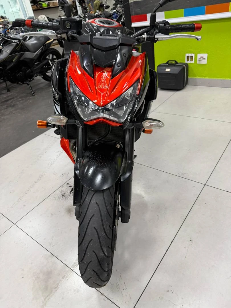 KAWASAKI Z800