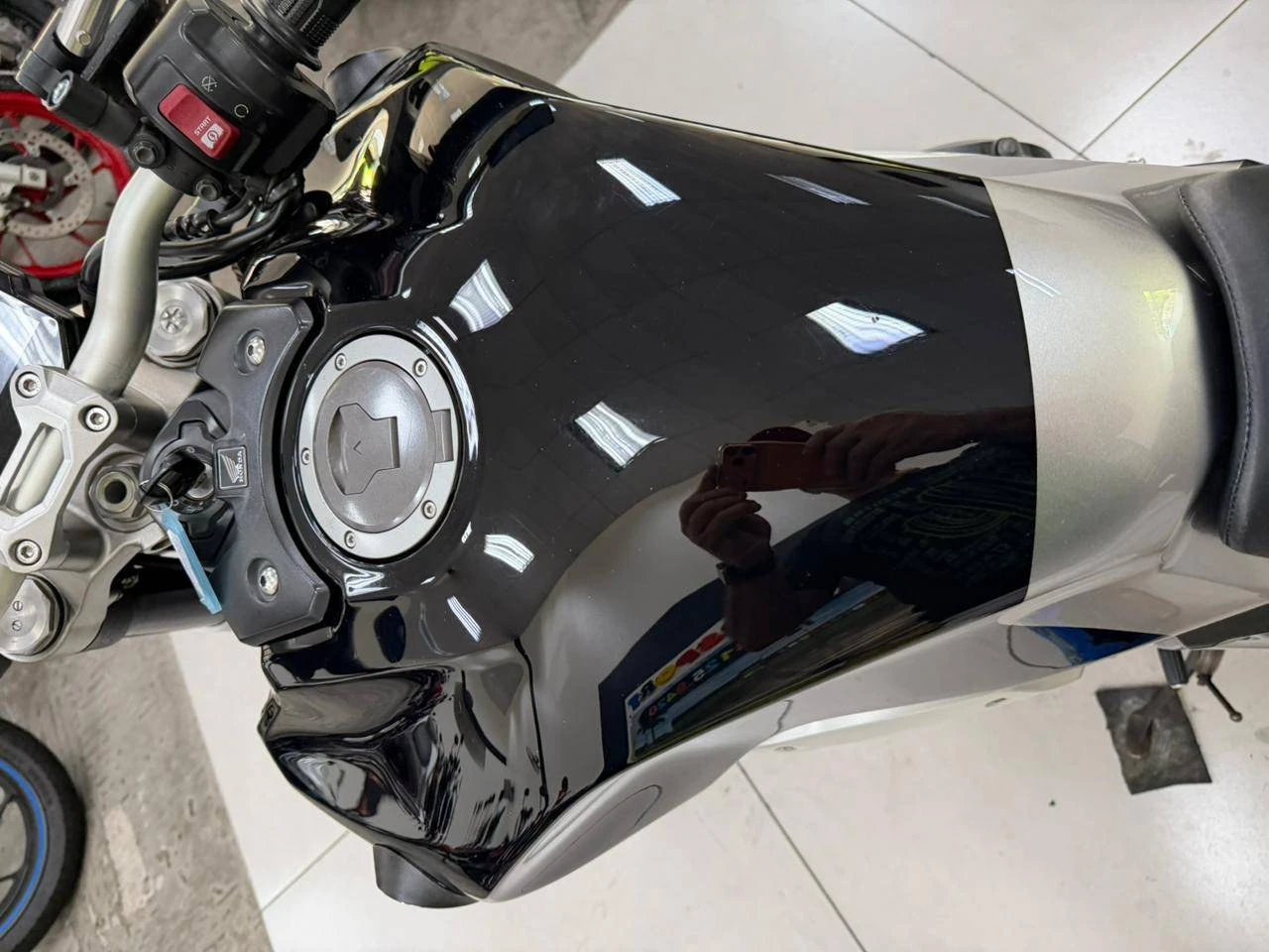 HONDA CB 1000R ABS