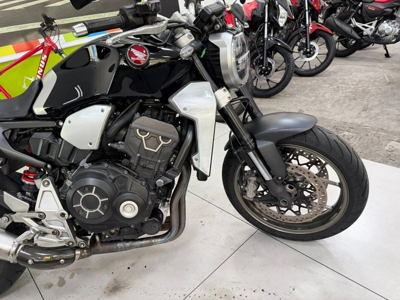 HONDA CB 1000R ABS