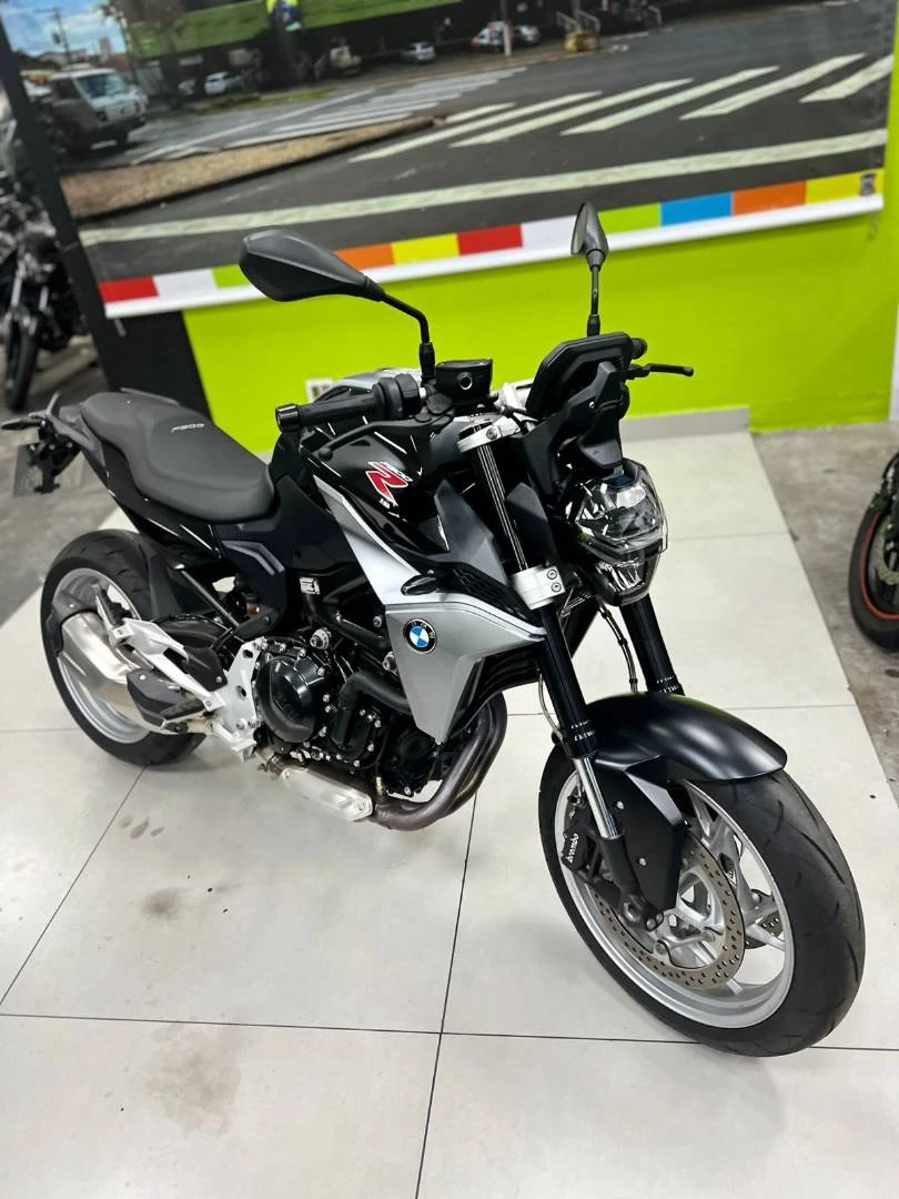 BMW F 900 R SPORT