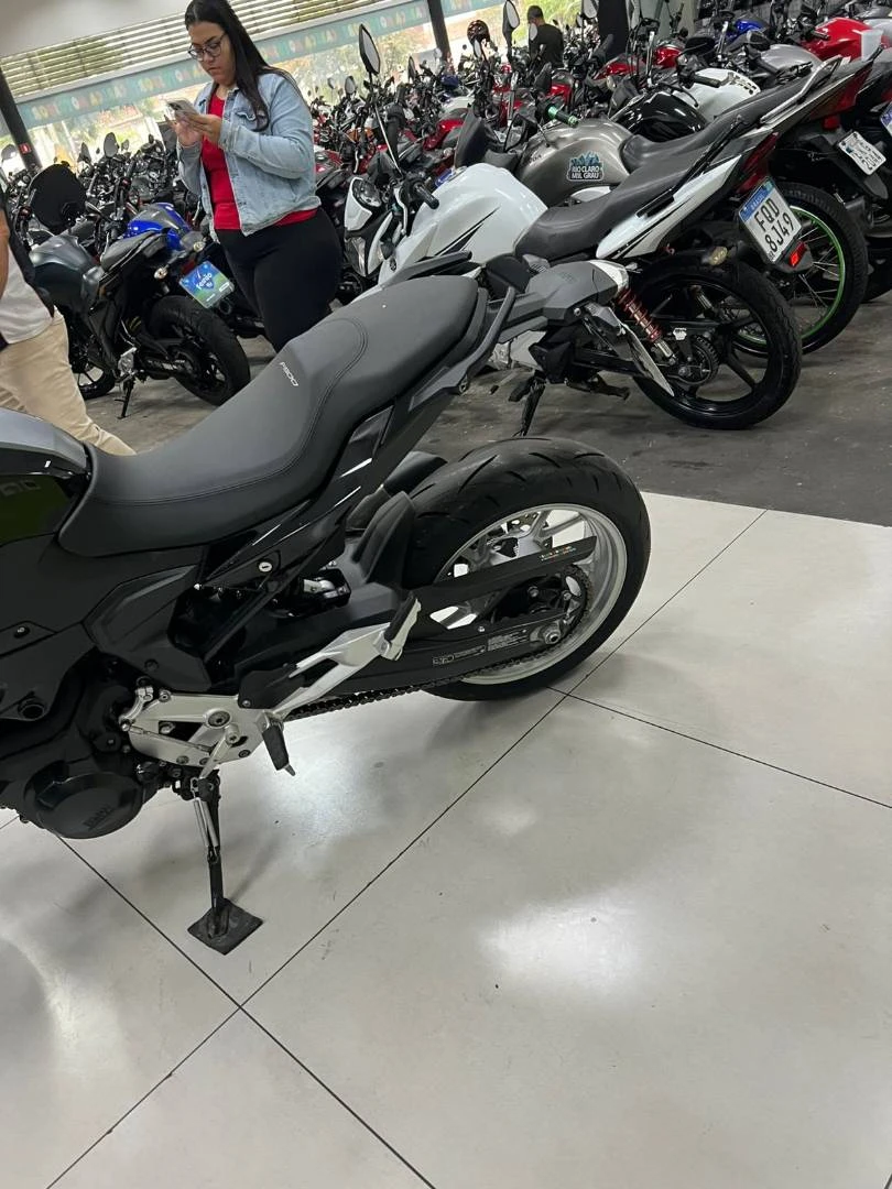 BMW F 900 R SPORT