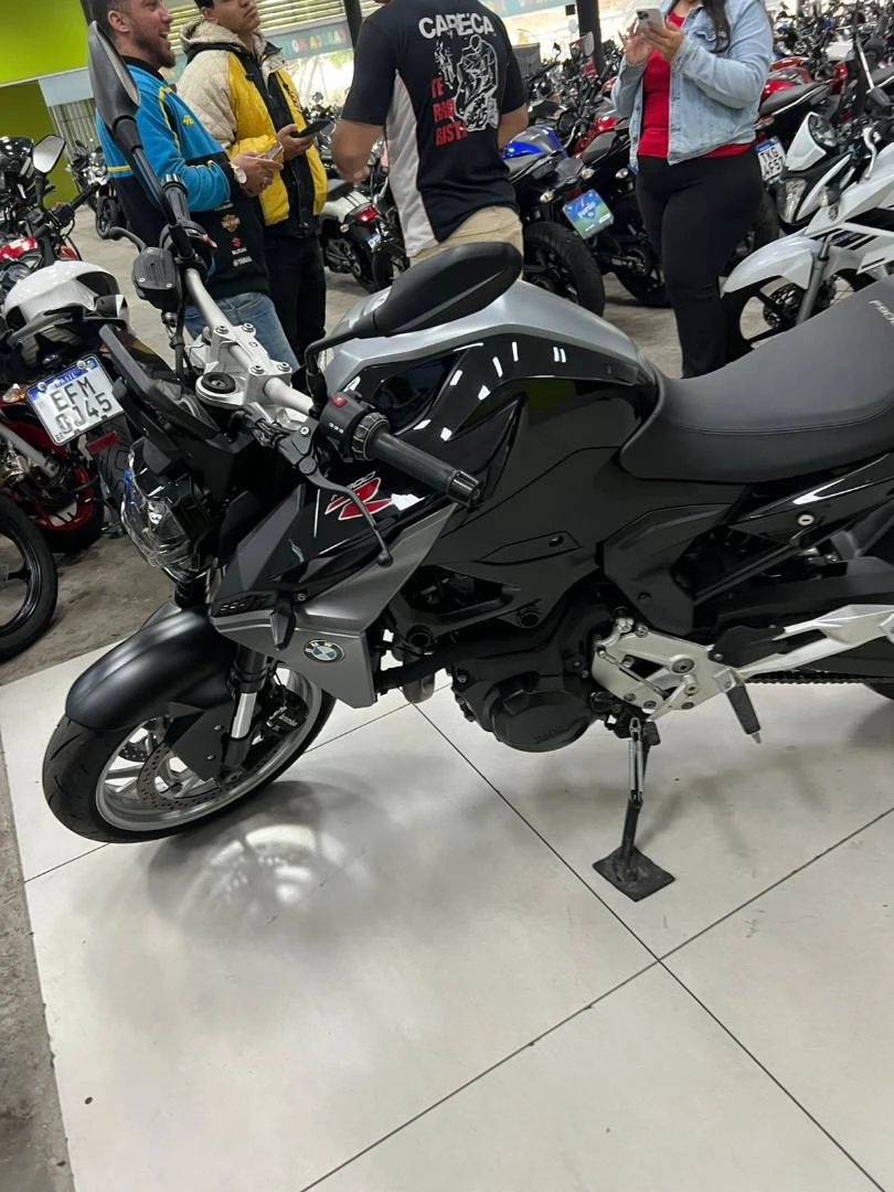 BMW F 900 R SPORT