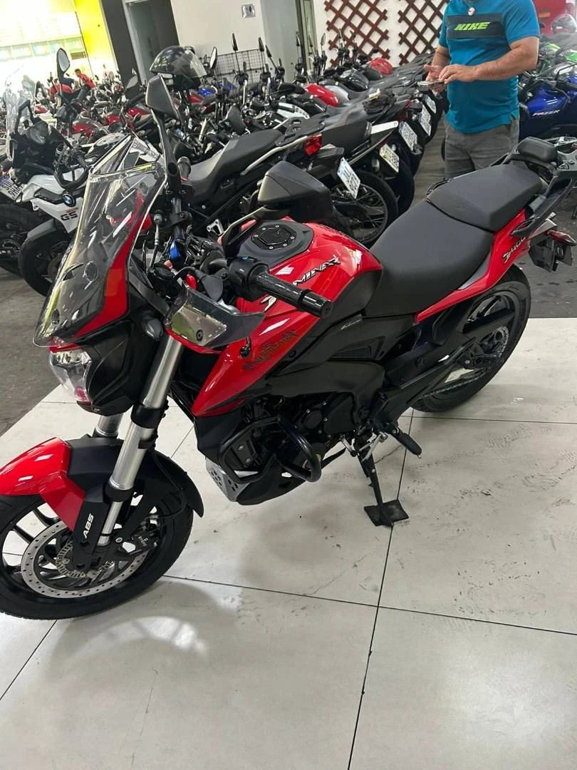 BAJAJ DOMINAR 400