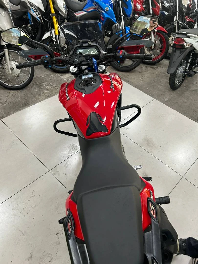 BAJAJ DOMINAR 400