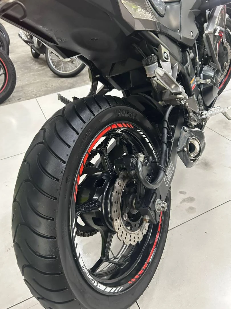 KAWASAKI NINJA 300