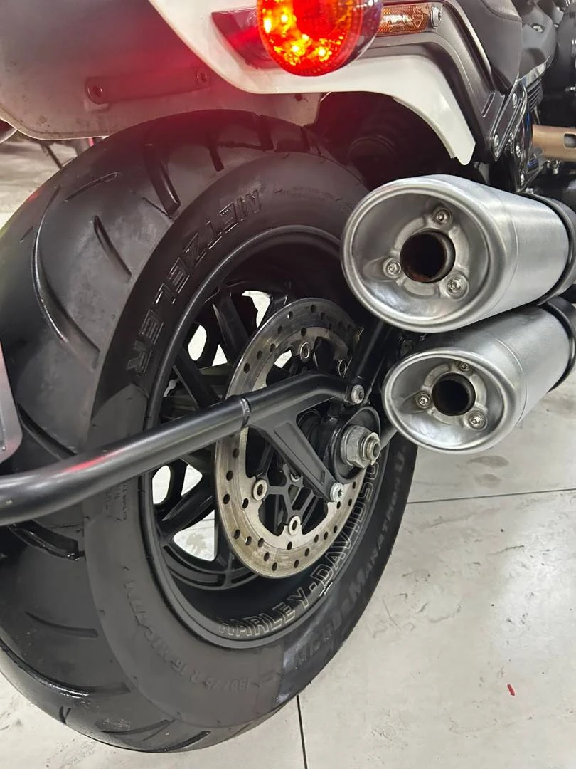 HARLEY-DAVIDSON DYNA FAT BOB 114