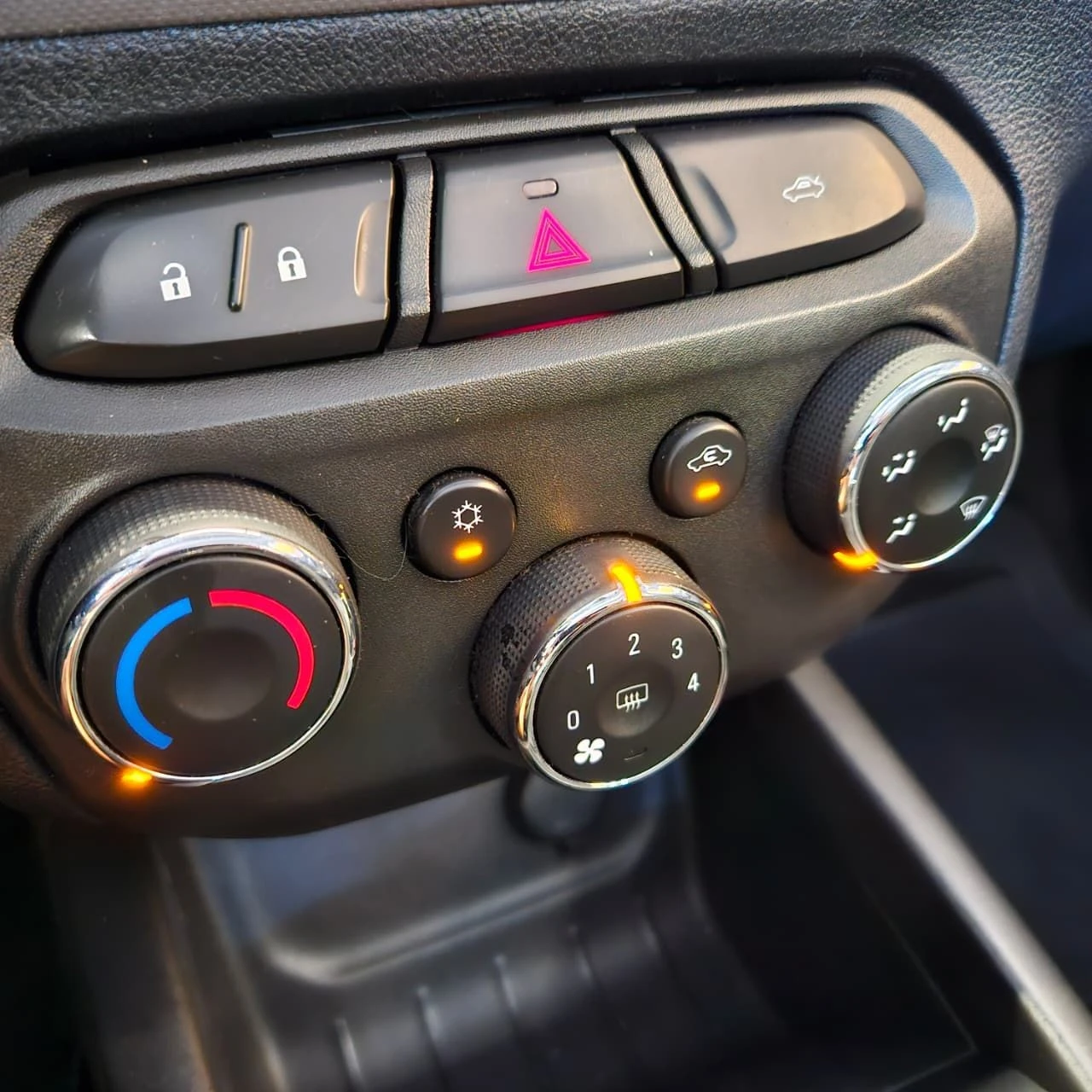CHEVROLET PRISMA