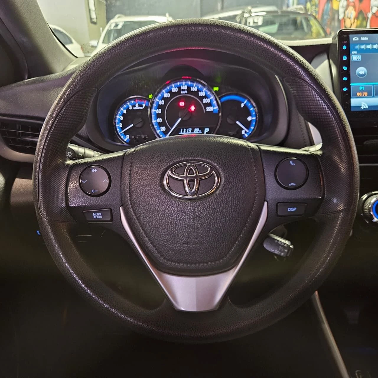 TOYOTA YARIS