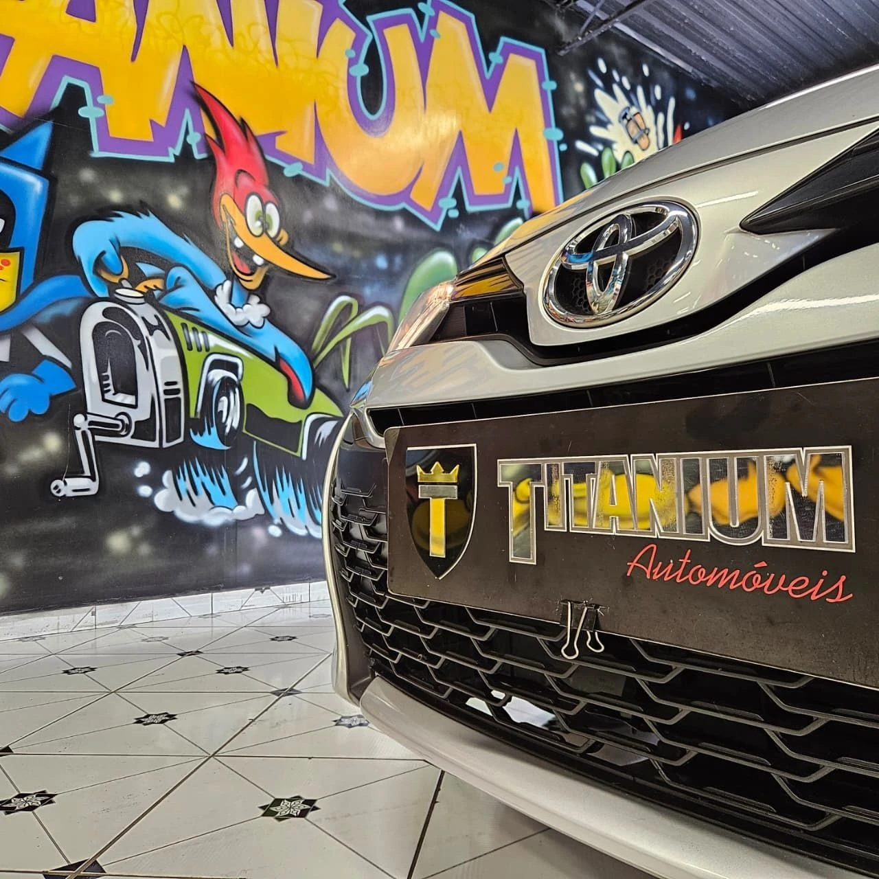 TOYOTA YARIS