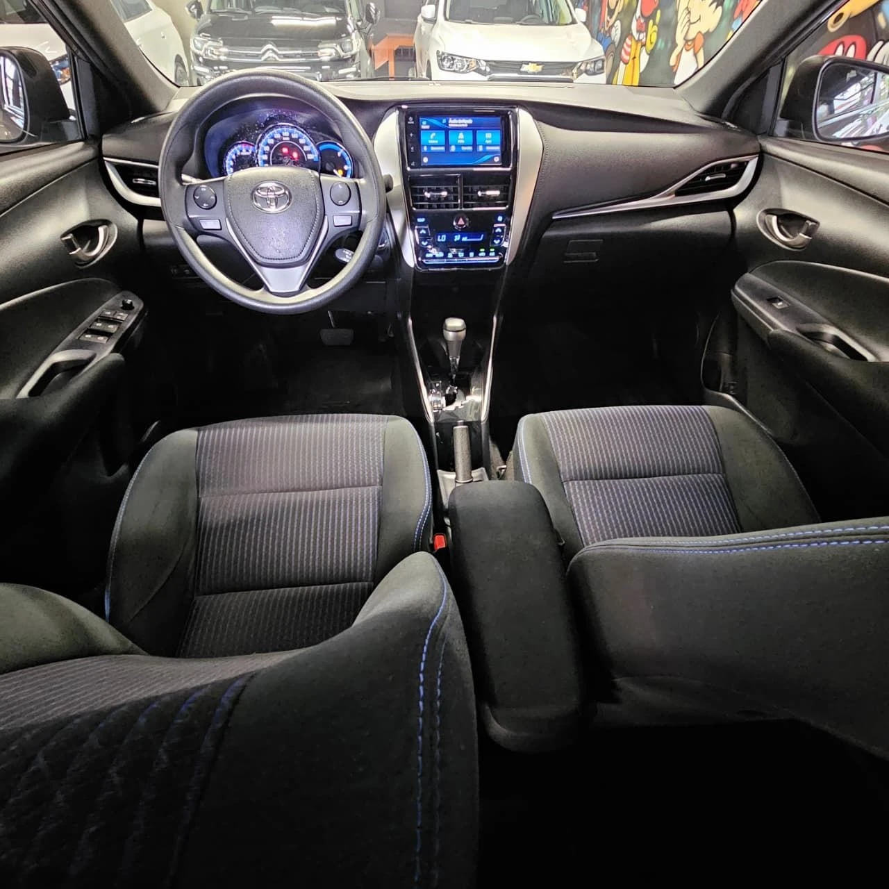 TOYOTA YARIS