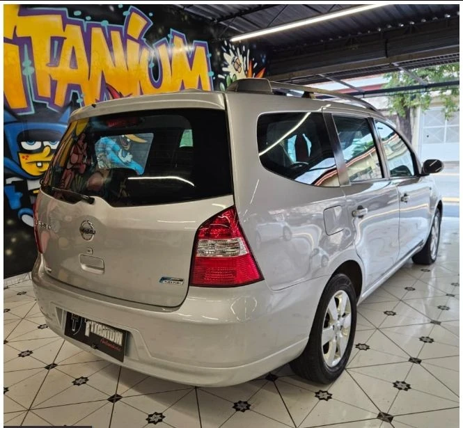 NISSAN GRAND LIVINA