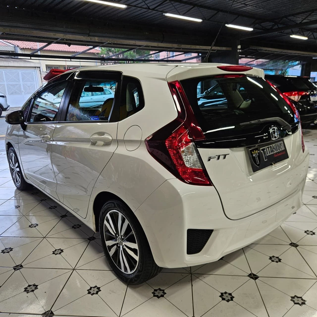 HONDA FIT
