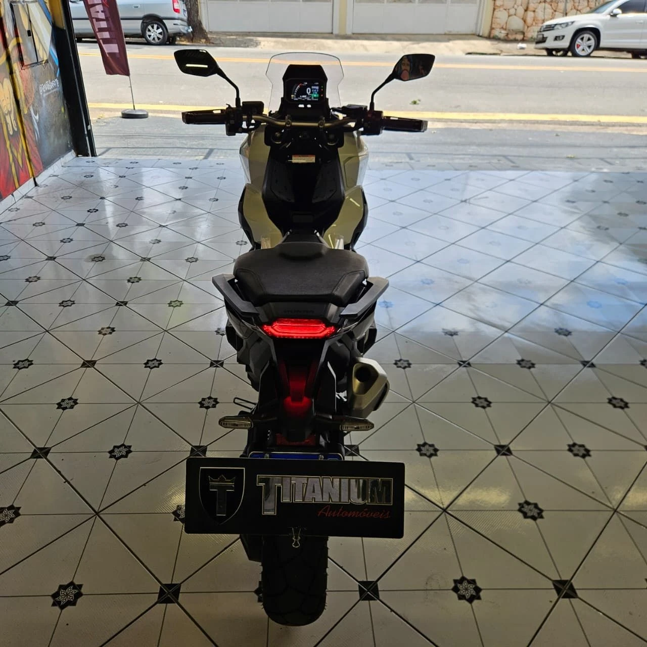 HONDA X-ADV