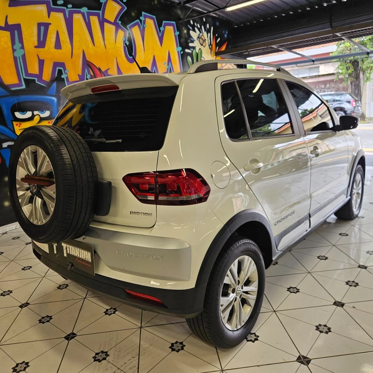 VOLKSWAGEN CROSSFOX