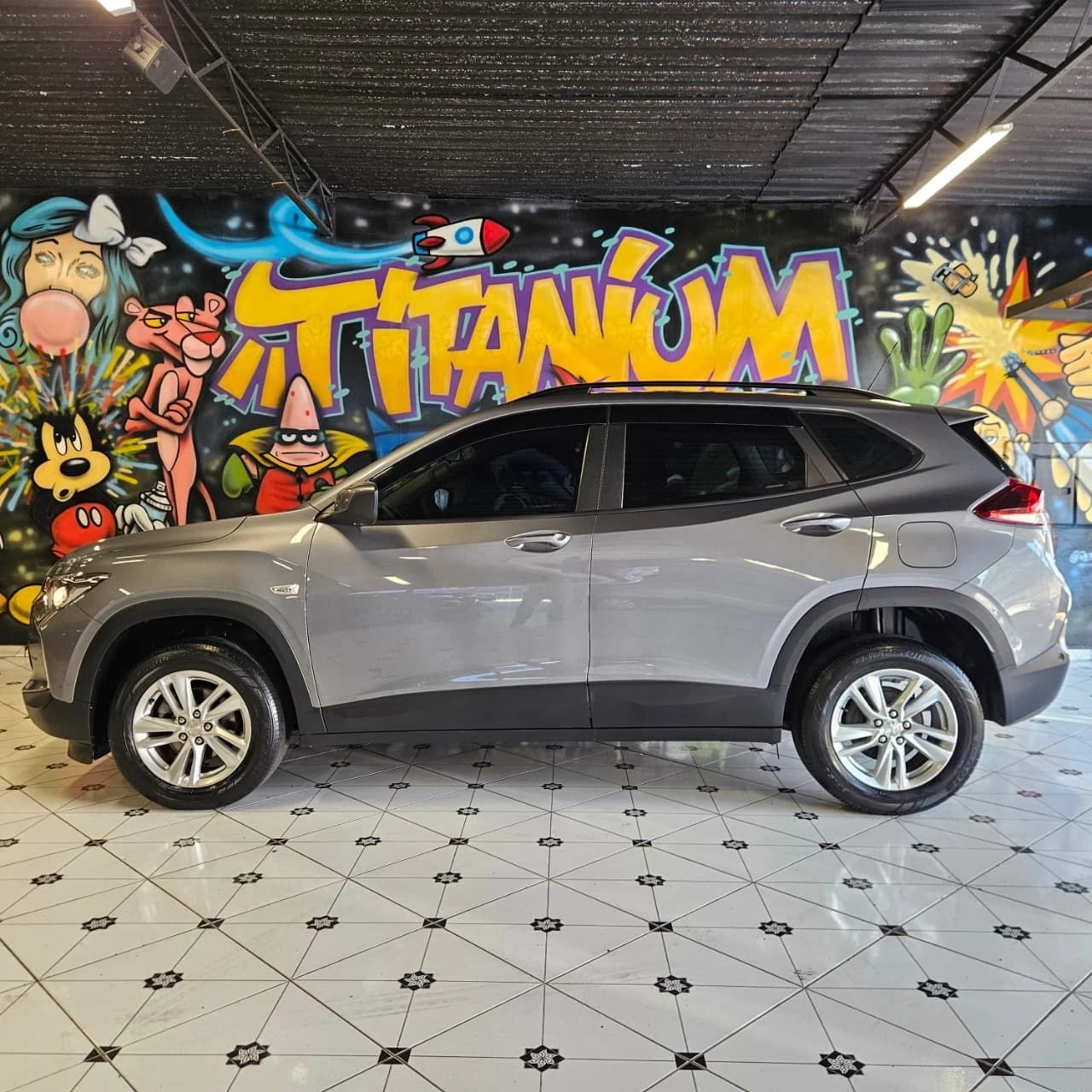 CHEVROLET TRACKER
