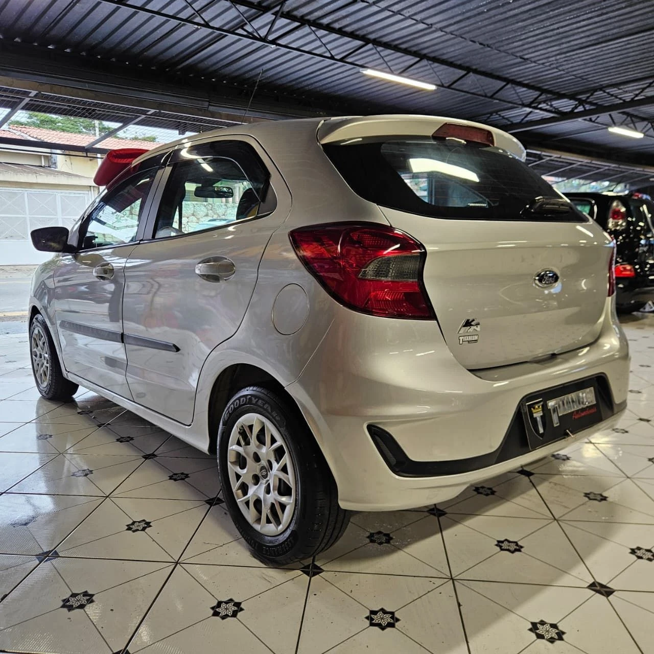FORD KA