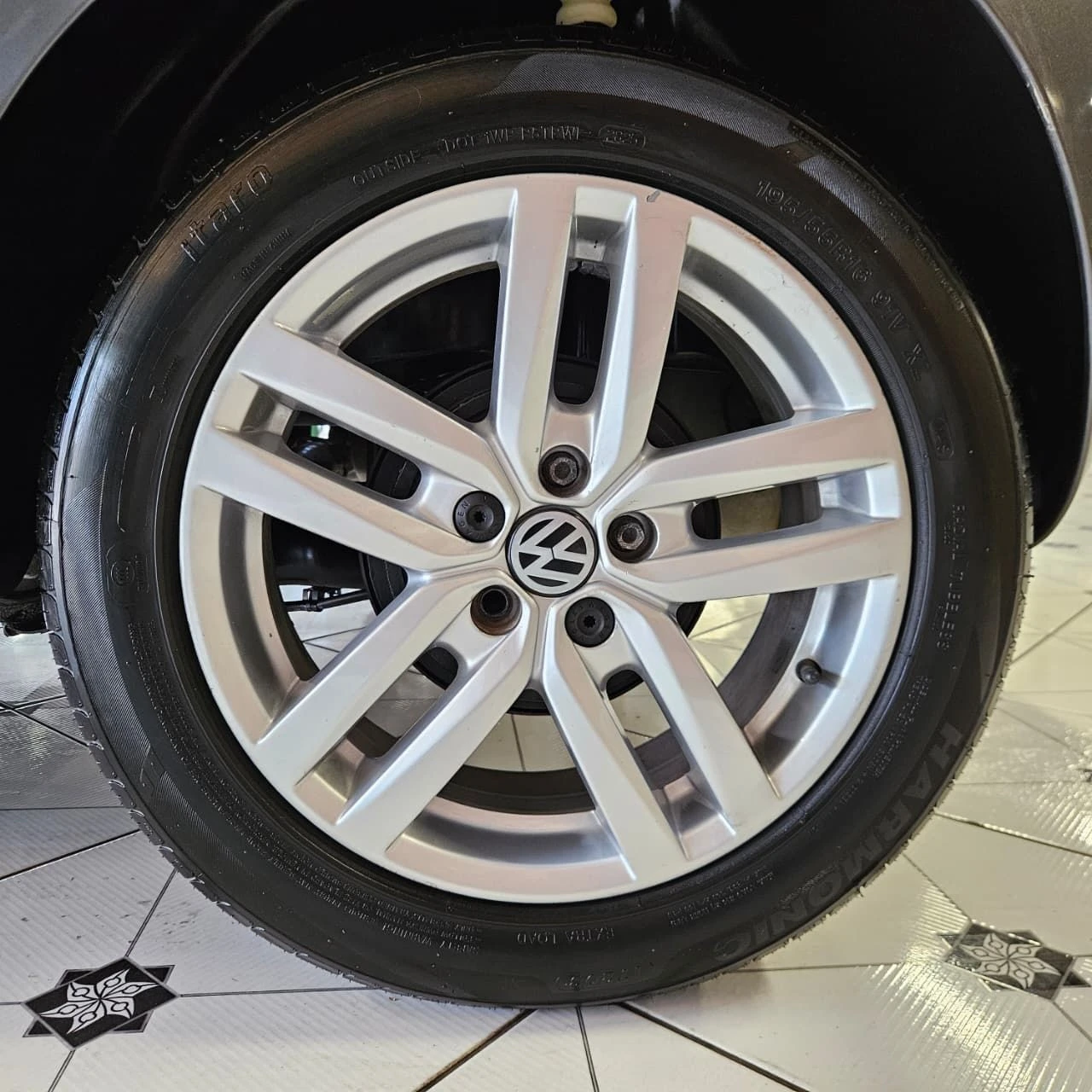 VOLKSWAGEN FOX