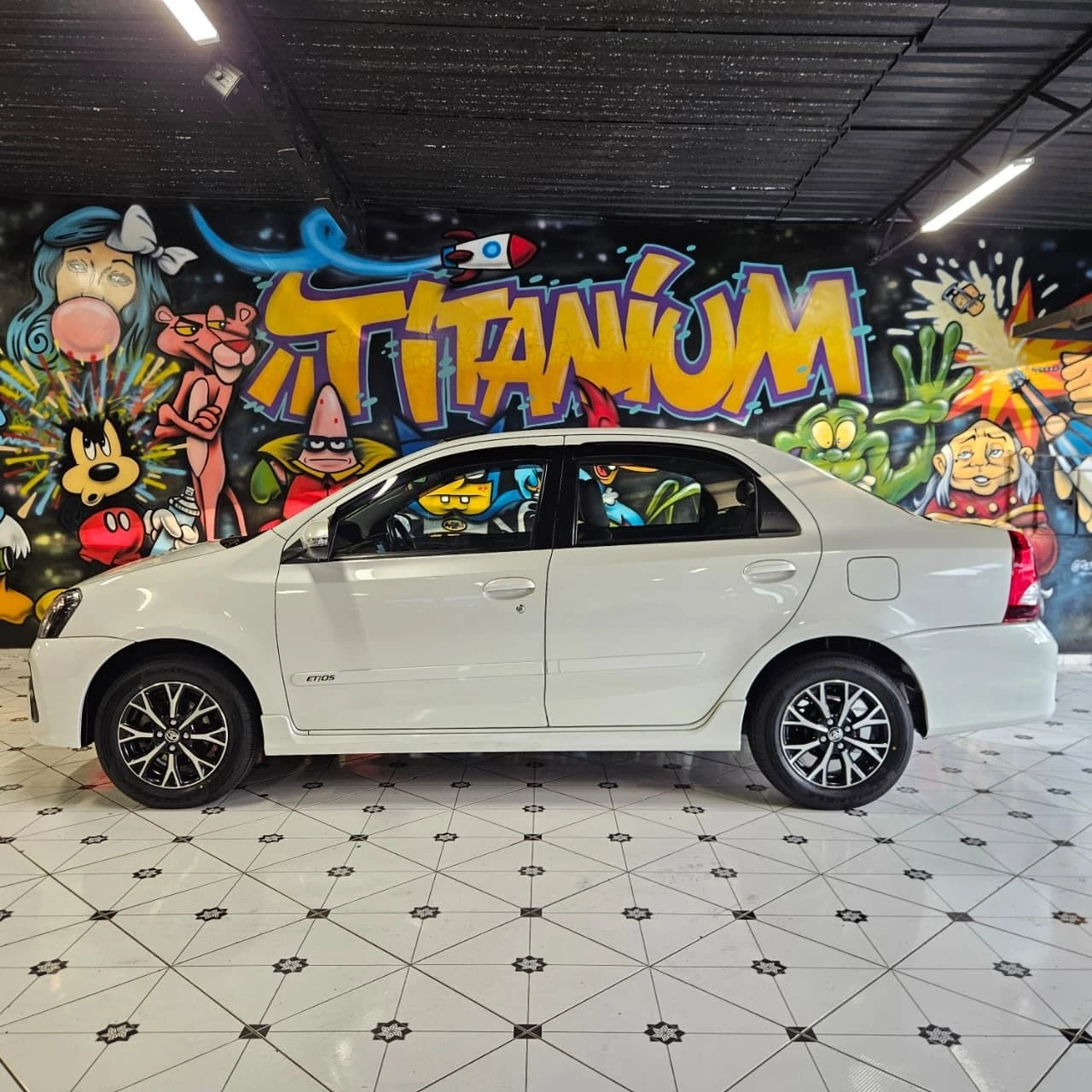 TOYOTA ETIOS