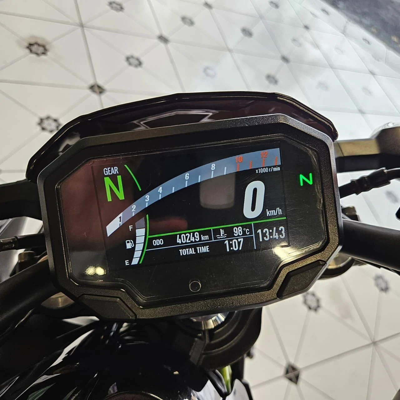 KAWASAKI Z650 ABS
