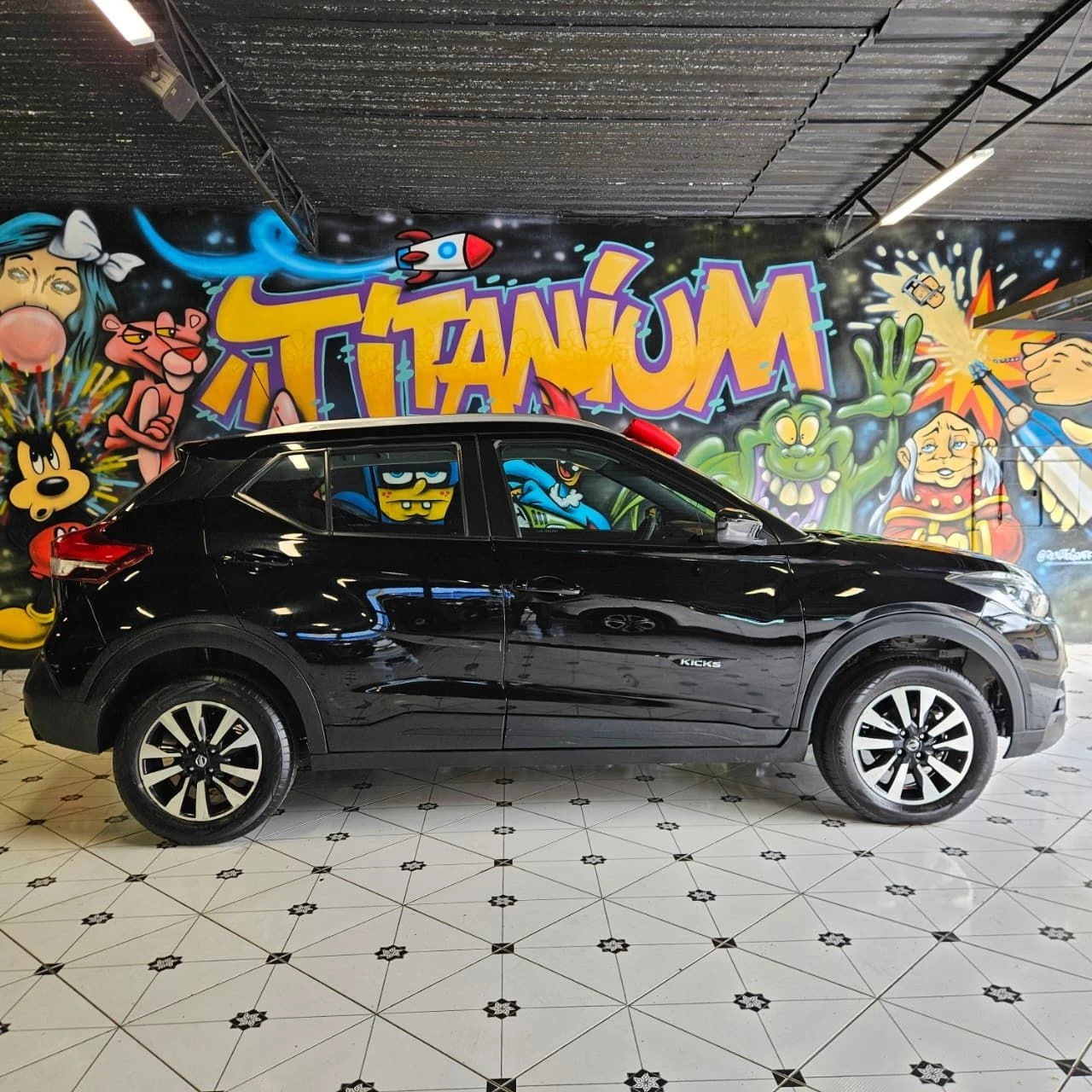 NISSAN KICKS