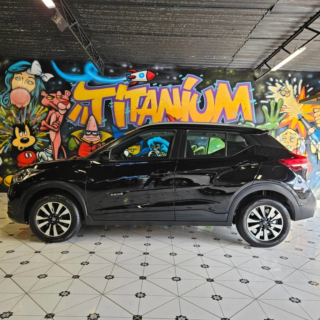 NISSAN KICKS