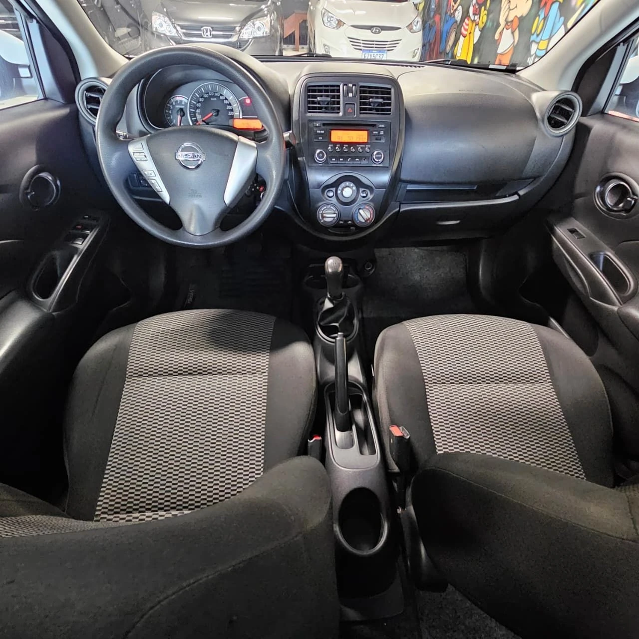 NISSAN VERSA