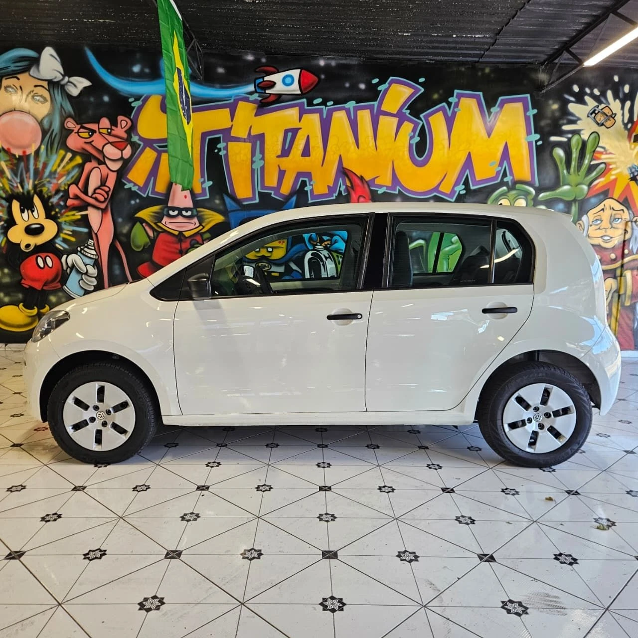 VOLKSWAGEN UP