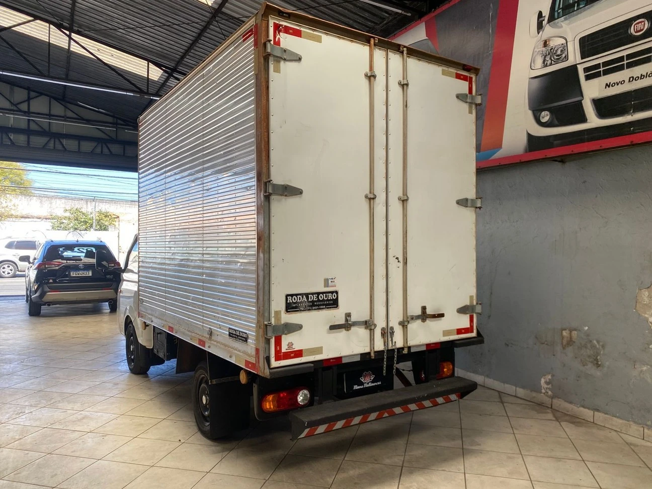 HYUNDAI HR
