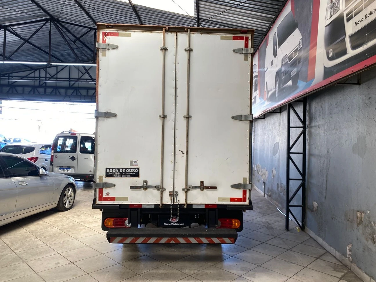 HYUNDAI HR