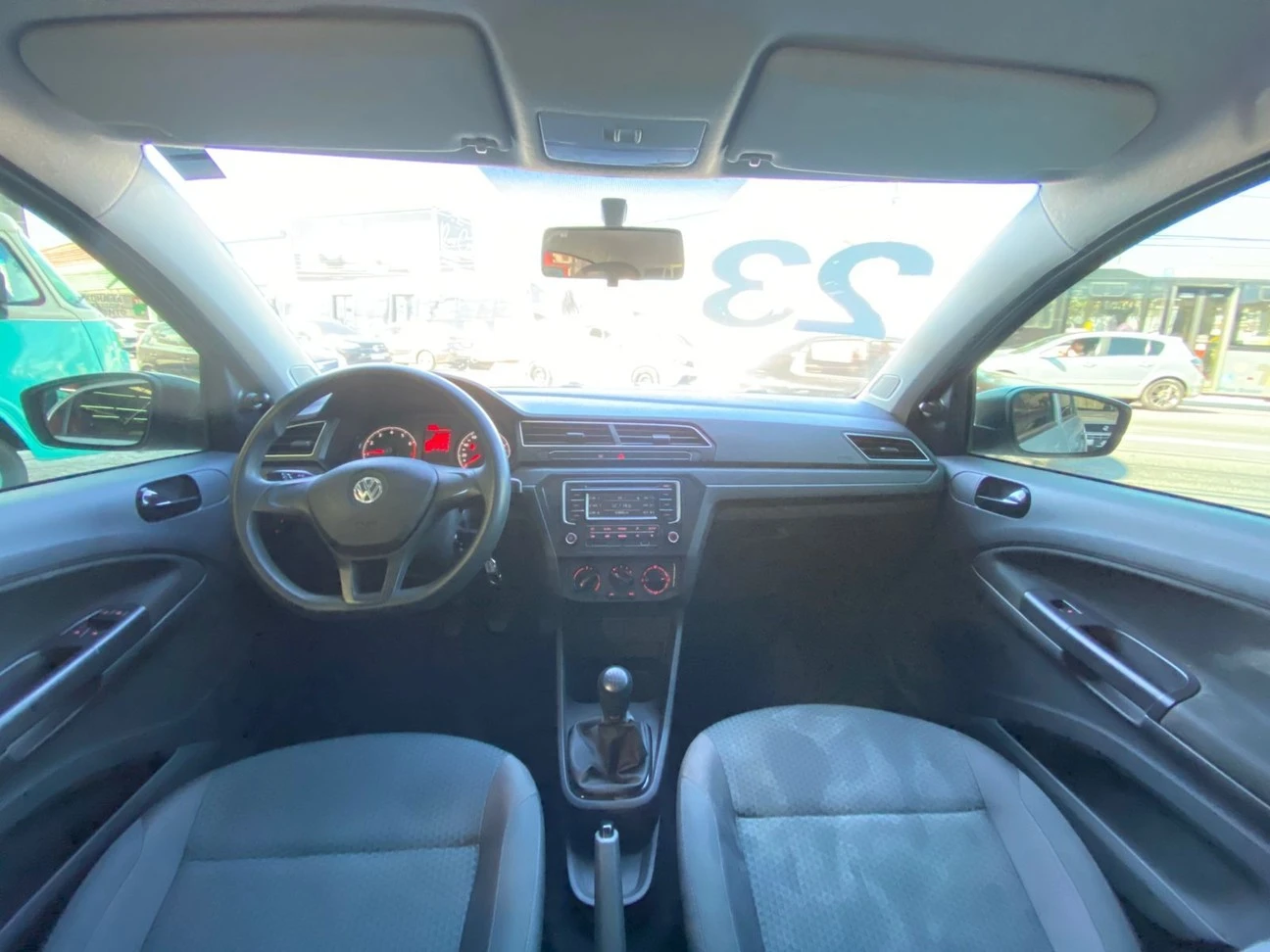 VOLKSWAGEN VOYAGE