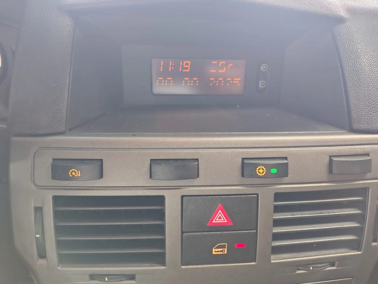 CHEVROLET VECTRA