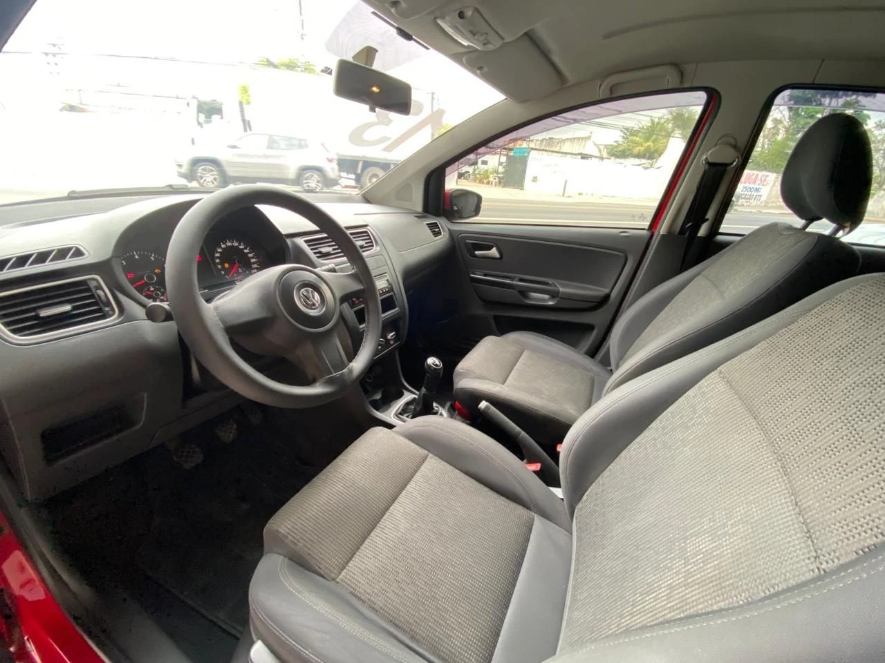 VOLKSWAGEN FOX