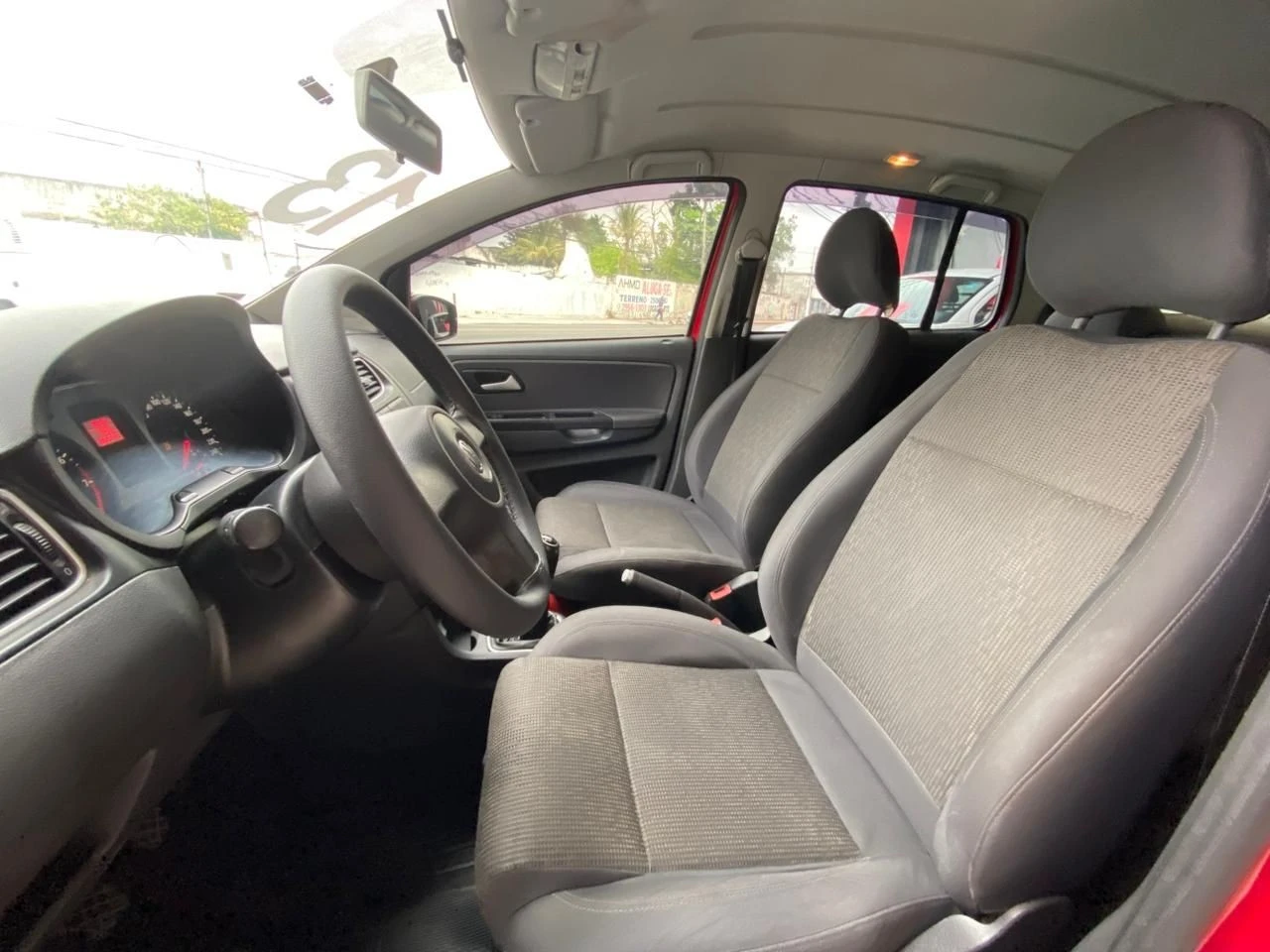 VOLKSWAGEN FOX