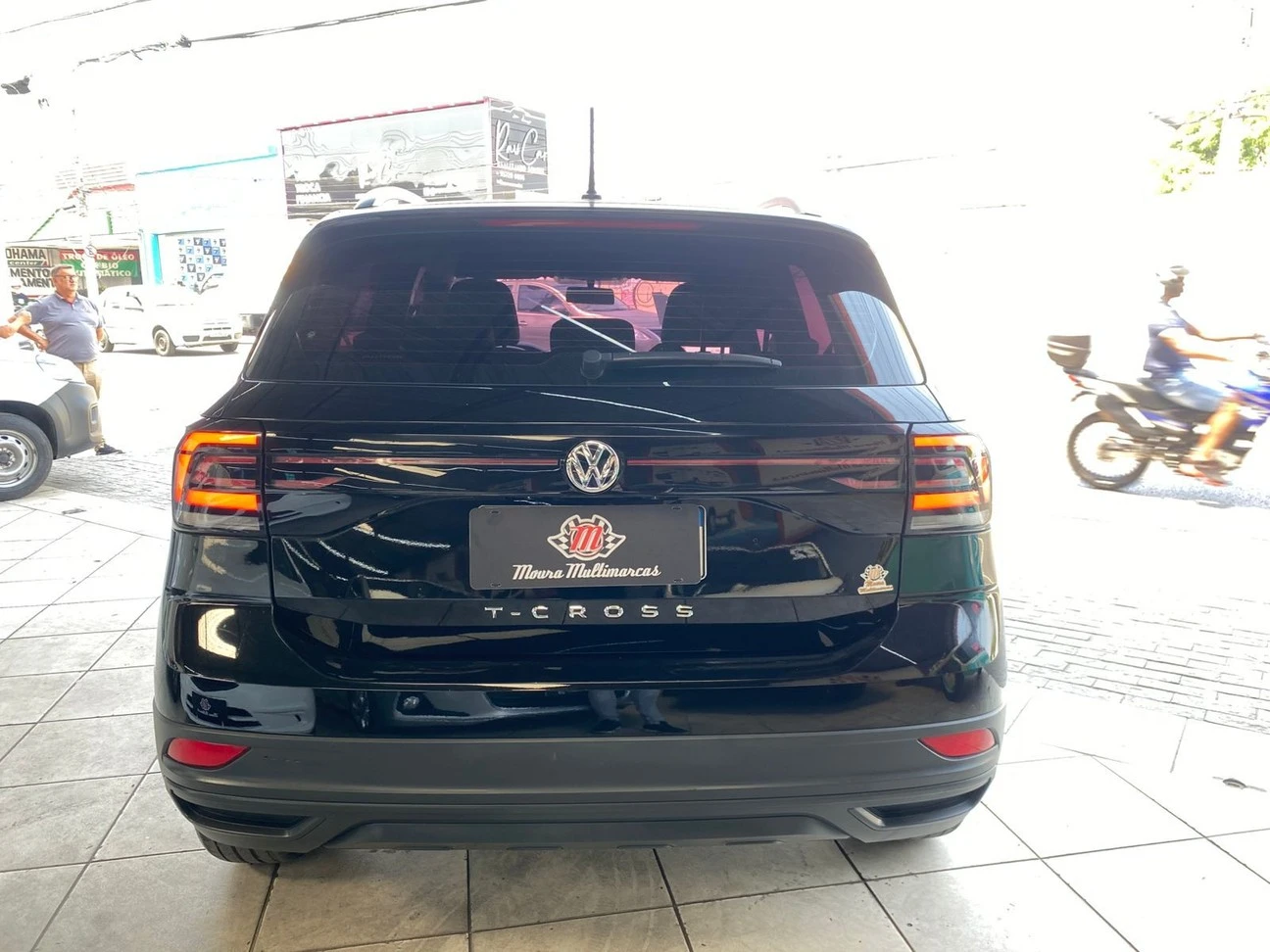 VOLKSWAGEN T-CROSS