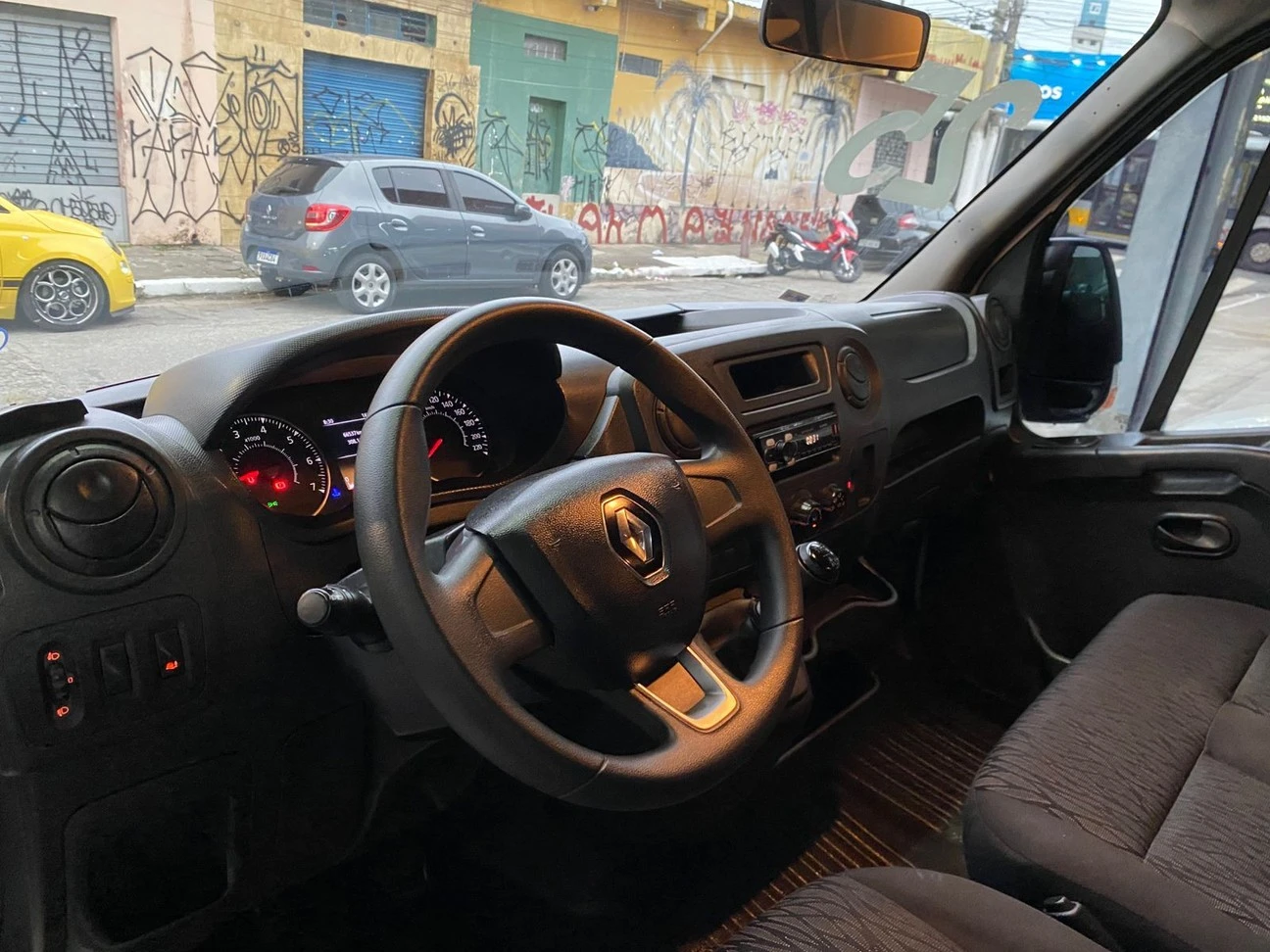 RENAULT MASTER