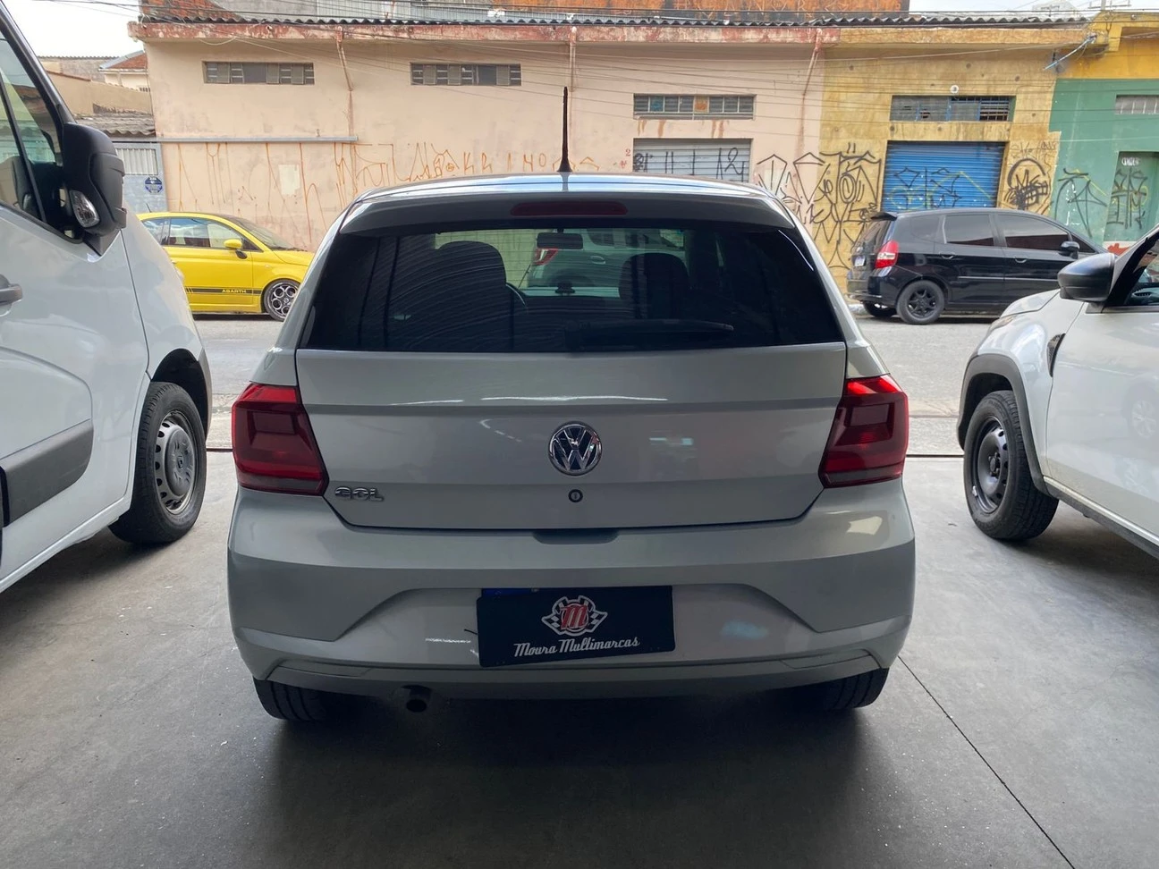 VOLKSWAGEN GOL