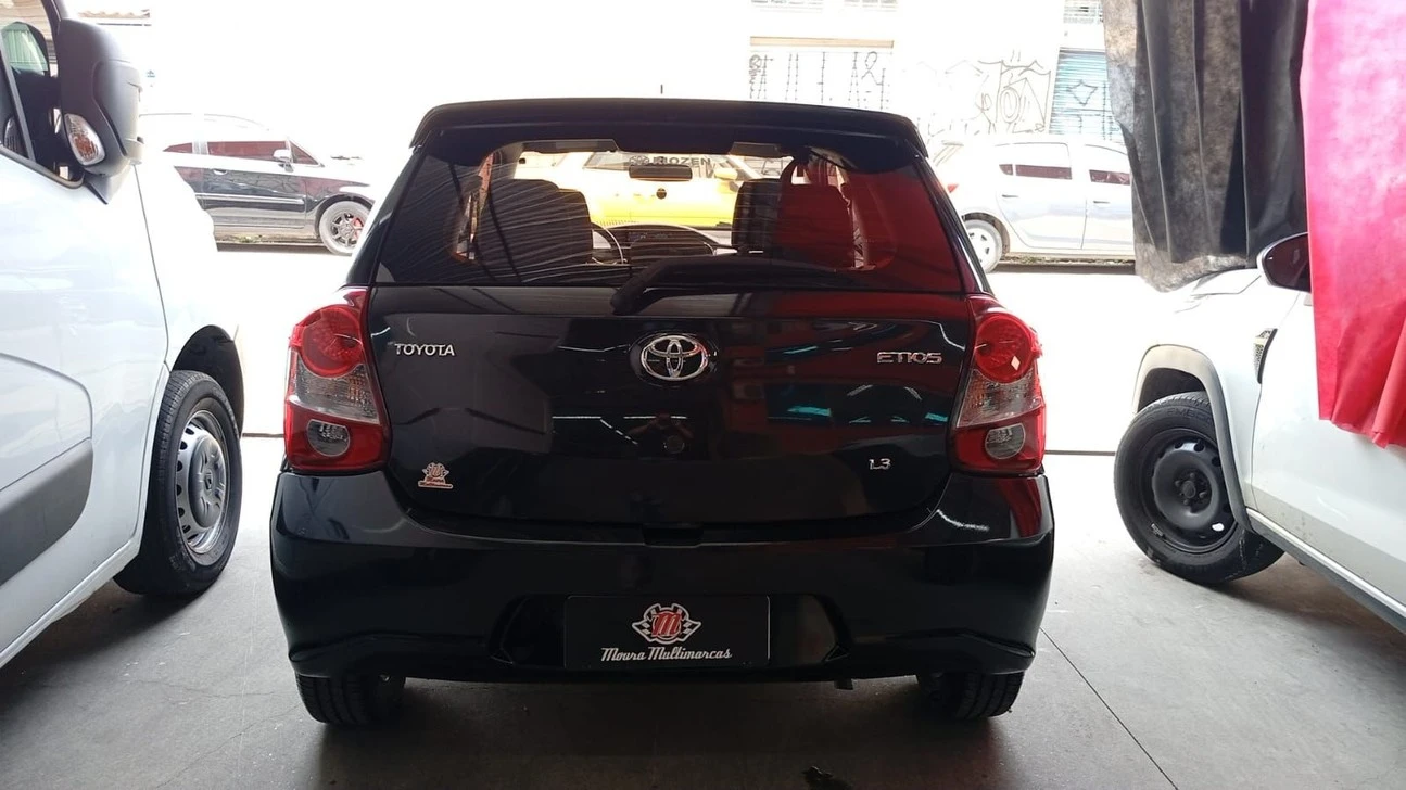 TOYOTA ETIOS